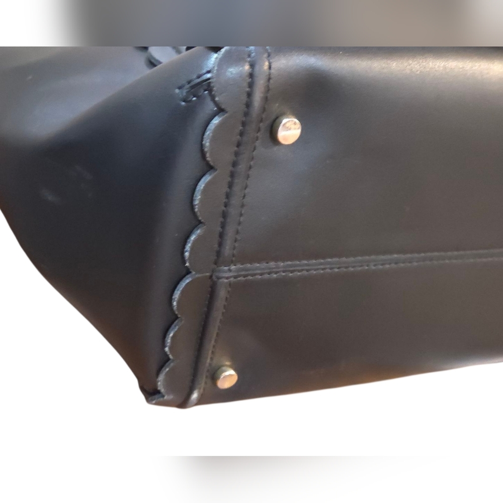 Kate Spade - Large New York Maple Court Maxime Scallop Black Tote 19x11x6 - Picture 5 of 16